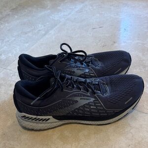 Brooks Charcoal and Gray Running Shoes